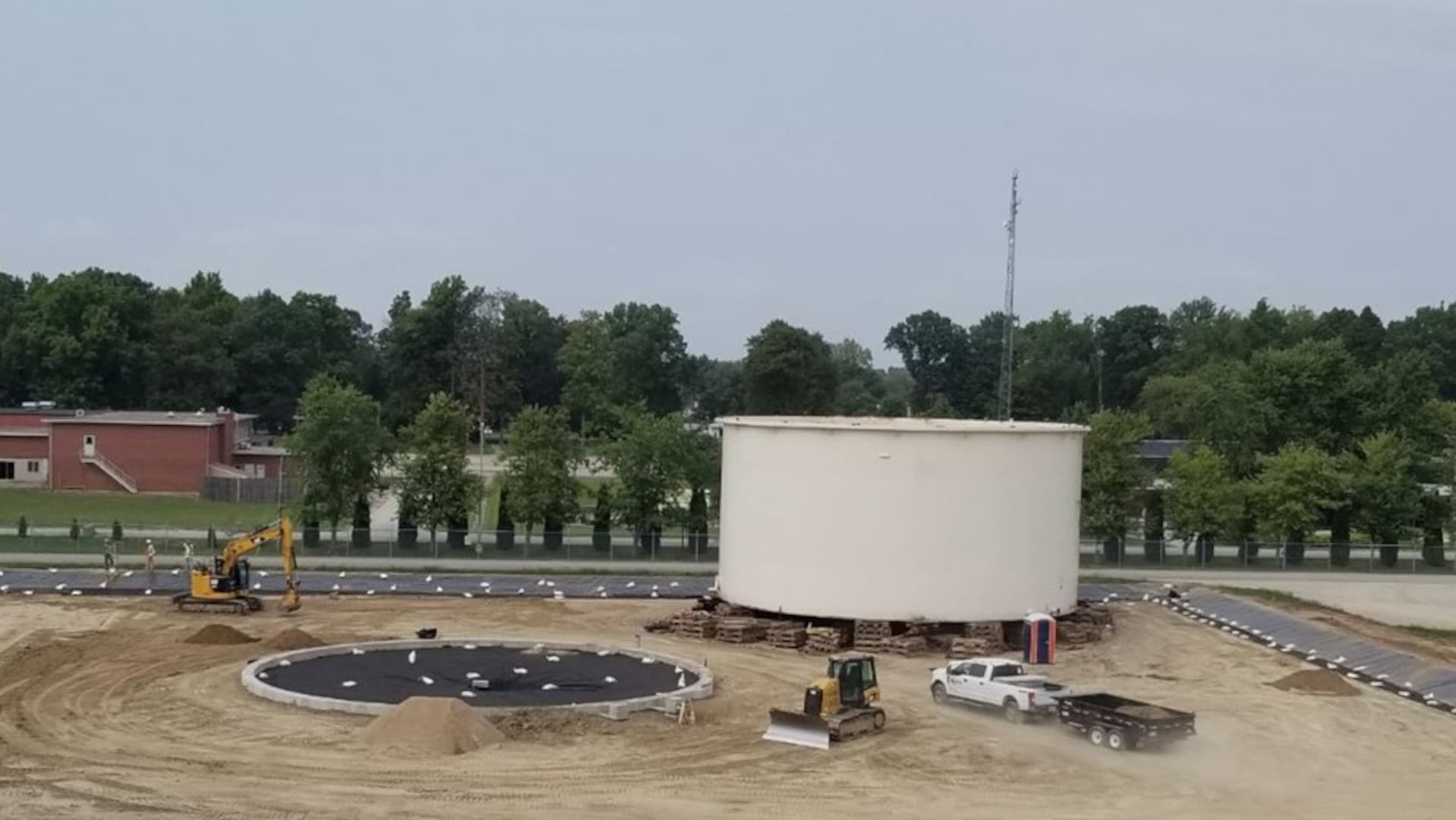 Contractor-owned fuel farm and dispensing